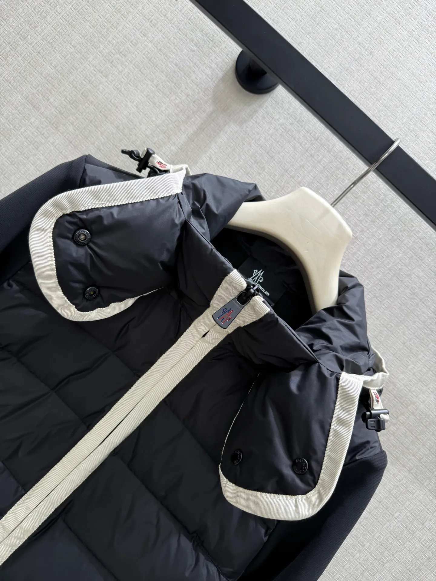 moncler + ， !Black + ， 。YKK ， 、 OK。 ， ， Premium 。Lightweight ， Versatile， ! 、 、 Size：123